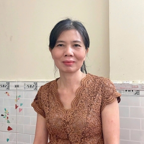 Chị Dung 1975 giúp việc