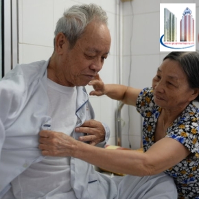 Dịch Vụ Chăm Sóc Người Bệnh: Tại sao Cty Phạm Hồng Phát là lựa chọn hàng đầu tại Thành phố Hồ Chí Minh